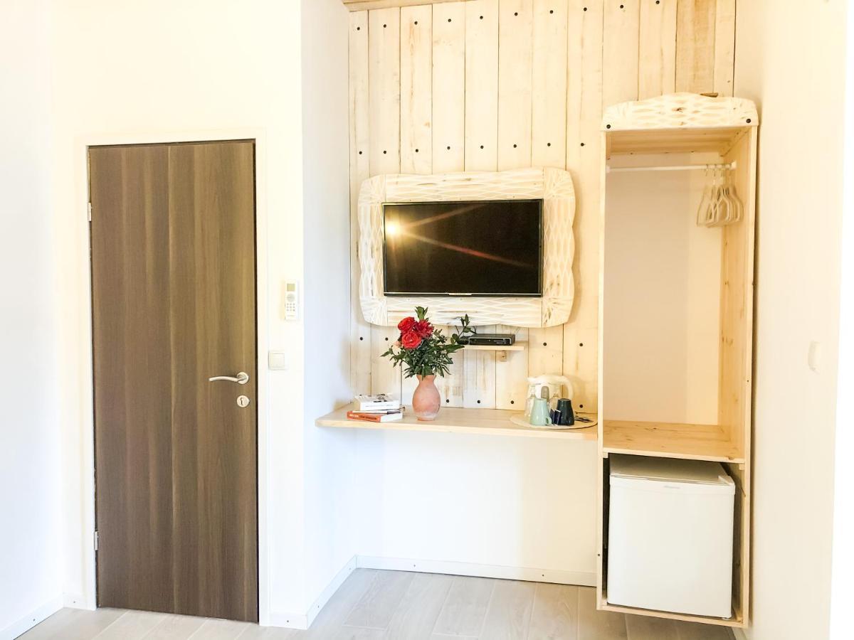 Kisas Loft By Pinch Hotel ปาโกชตาเน ภายนอก รูปภาพ