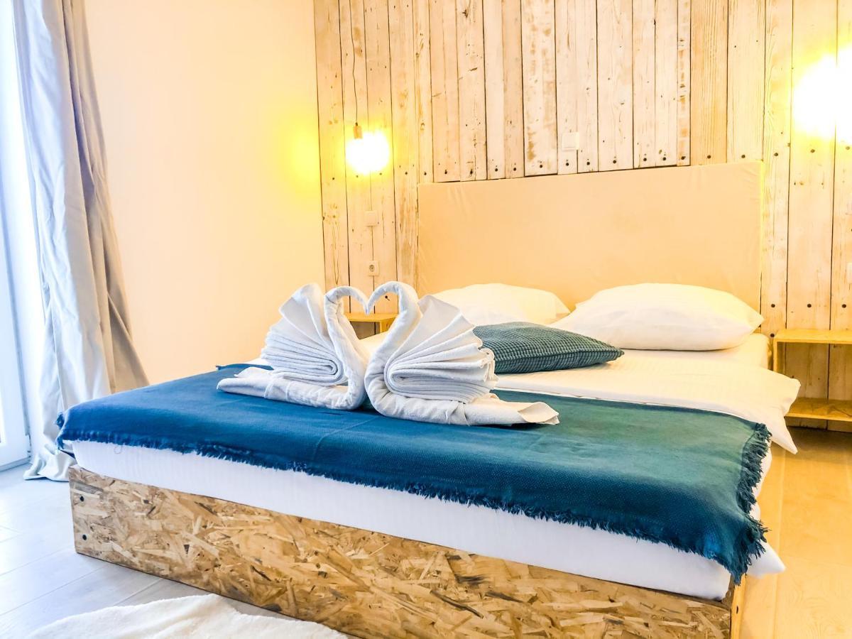 Kisas Loft By Pinch Hotel ปาโกชตาเน ภายนอก รูปภาพ