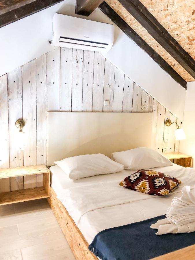Kisas Loft By Pinch Hotel ปาโกชตาเน ภายนอก รูปภาพ